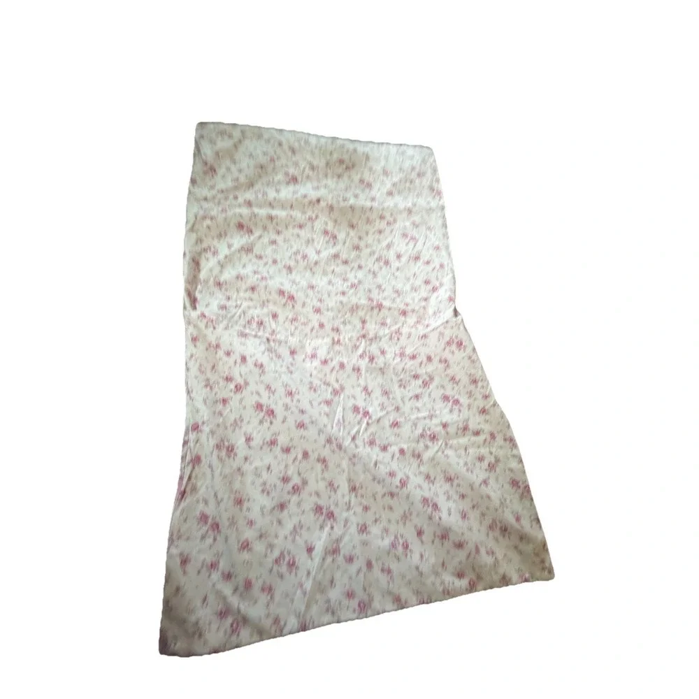 Rachel Ashwell Simply Shabby Chic Pink Rose Floral Pillowcases Pair Cottagecore